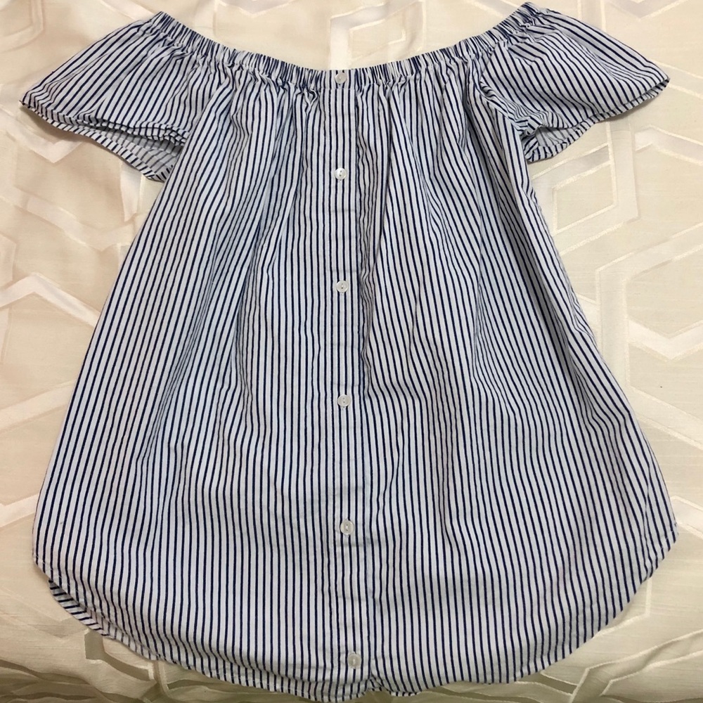 Live 4 Truth Off-the-Shoulder Top